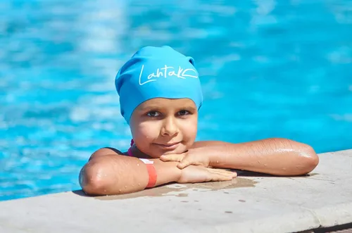Vista 4 de Kids Swim Cap for Long Hair - Comfortable Fit Silicone Swimming Hat for Girls & Boys with Curly Hair, Braids, or Dreadlocks - Durable & Easy to Wear