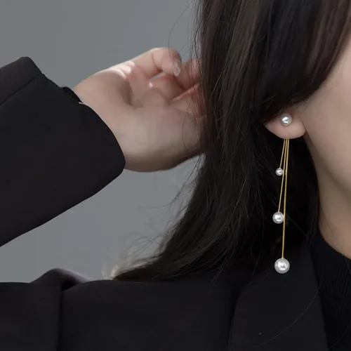 Vista 3 de SLUYNZ Aretes colgantes de plata de ley con perlas para mujeres, adolescentes, aretes colgantes de boda con borla larga B-amarillo