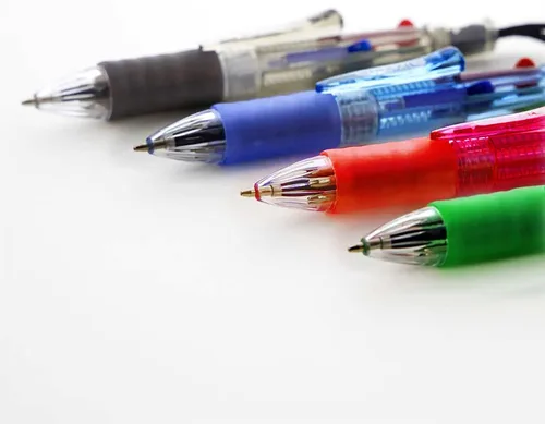 Vista 6 de BAZIC Products Bolígrafos de 4 colores con cuerda para el cuello y agarre suave, punta gruesa de 1.0 mm, escritura suave, para oficina, escuela