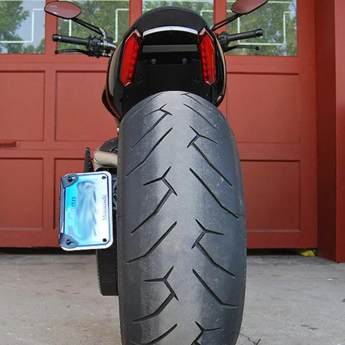 Vista 2 de Ducati XDiavel - Placa de matrícula de montaje lateral New Rage Cycles