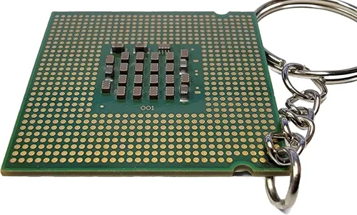 Vista 6 de The Ultimate Geek Accessory - Llavero de procesador de CPU reciclado hecho de piezas de computadora recuperadas