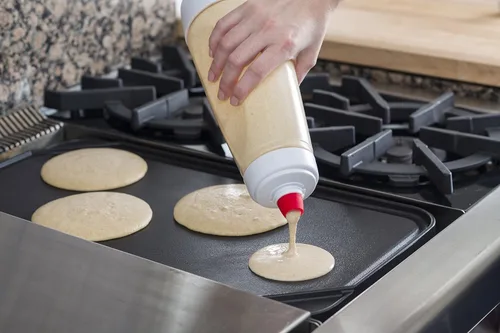 Vista 6 de Whiskware - Mezclador de masa de panqueques con batidor de alambre BlenderBall No Mess Dishwasher Safe Blenderball Mixes Ingredients As You