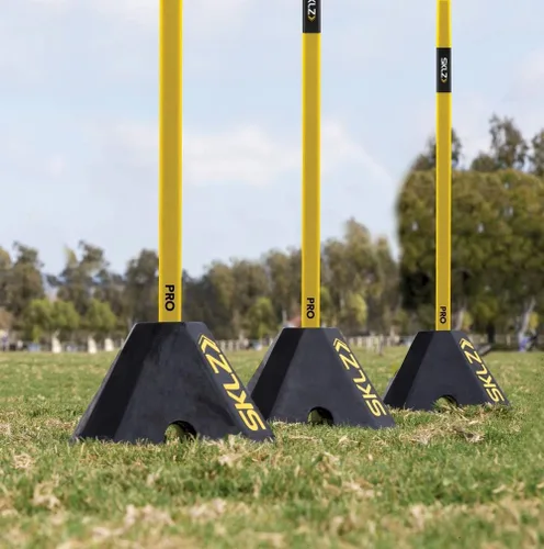Vista 4 de SKLZ Pro Training Utility Weight para bastones de agilidad, arco y porterías de fútbol
