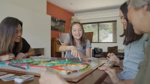 Vista 6 de ¡Aventureros al Tren! Juego de Mesa - Aventura Ferroviaria, Juego de Estrategia y Diversión para Adultos y Familia, A Partir de 8 Años, 2-5