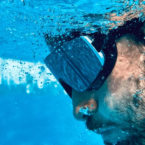 Vista 2 de ÆRA Gafas de natación ultraligeras sin marco, lente nanotecnológica antivaho, 100% protección UV, surf, SUP, moto acuática, esquí acuático, aguas