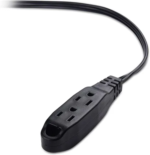 Vista 5 de Cable Matters Paquete de 2 cables de extensión de enchufe plano de 13A 1625W 125V de 3 tomas, 6 pies