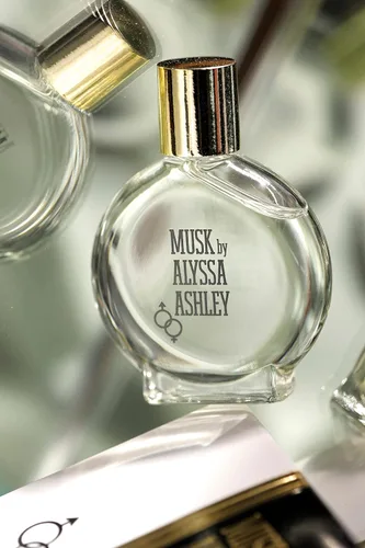 Vista 6 de Alyssa Ashley Aceite Perfumado Musk 0.5 oz para Mujer