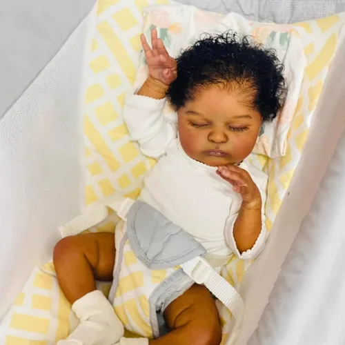 Vista 4 de Muñecas de bebé Reborn negras realistas de 19 pulgadas, de vinilo suave, realista, cuerpo pesado, cuerpo pesado, muñeca afroamericana con pelo