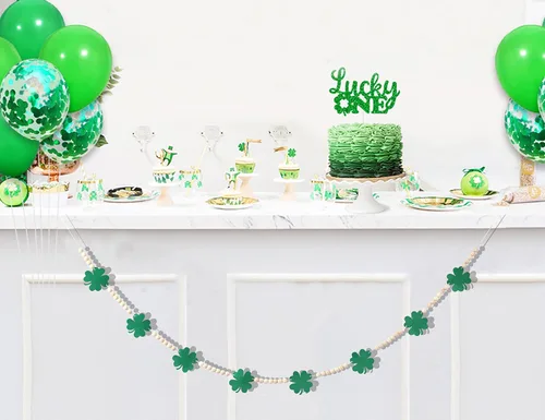 Vista 7 de Cartel de decoración temática de trébol de la suerte, suministros para fiesta del día de San Patricio, guirnalda de trébol de 4 hojas