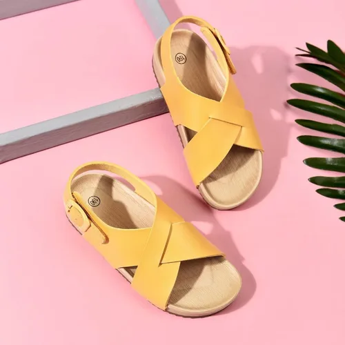 Vista 7 de Cubufly Sandalias para niños con tiras cruzadas y puntera abierta, zapatos de verano para uso en interiores y exteriores, para niños pequeños