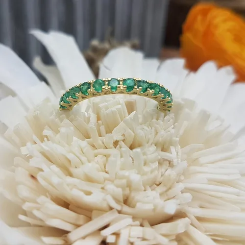 Vista 2 de Dazzlingrock Collection Round Gemstone or Diamond Eternity Stackable Wedding Band for Women in Gold