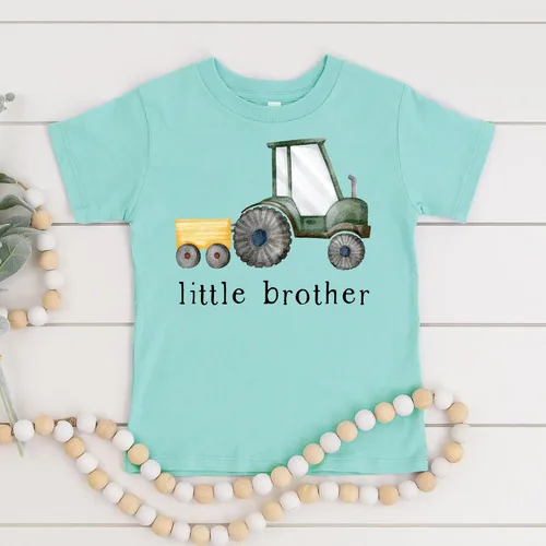 Vista 3 de Camisetas y mamelucos de tractor de granja Little Brother para hermanos revelan el anuncio del bebé