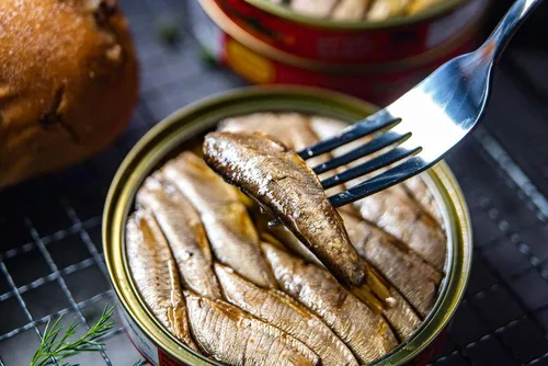 Vista 7 de MW Polar Sardinas Brisling Ahumadas en Aceite de Oliva, de 4.23 Oz - Paquete de 12