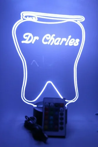 Vista 8 de MIRROR MANIA Lámpara de mesa LED personalizada con grabado de dientes y cepillo dental, viene con control remoto, 16 opciones de color, cable