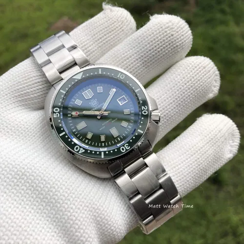 Vista 6 de Steeldive SD1970 Reloj de buceo, 6105 Turtle Captain Willard, NH35, Zafiro, Verde, Buceador, BNIB, Buceador, reloj de buceo