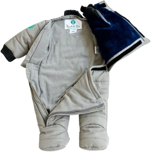 Vista 2 de Buckle Me Baby Coats Chaqueta de invierno de asiento de coche más seguro de cierre rápido para niño o niña, como se ve en Shark Tank