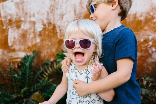 Vista 12 de Babiators Anteojos de sol unisex para Bebé Originales anteojos de sol