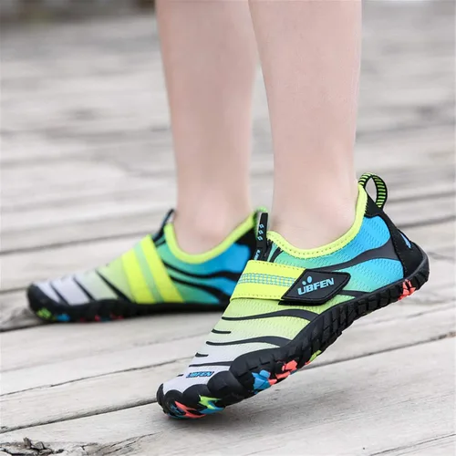 Vista 5 de UBFEN - Zapatos para el agua para niños y niñas, zapatos acuáticos y livianos de secado rápido para ir a la playa, practicar deportes, hacer