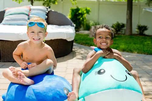Vista 5 de Posh Creations Fideos y flotador de piscina de tiburón ballena con EPS para niños, diversión no inflable para saltar, descansar y montar