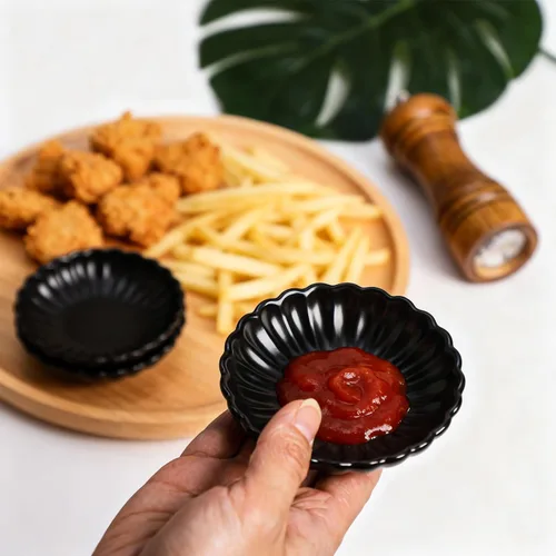 Vista 4 de Gaolinci Plato de cerámica con forma de flor de 3.5 pulgadas, mini condimento lateral, platos para servir aperitivos, juego de platillos pequeños