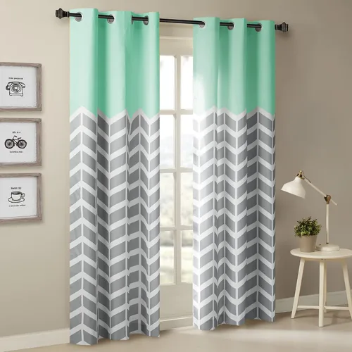 Vista 2 de Juego de cortinas Alex con arandelas y diseño chevrón