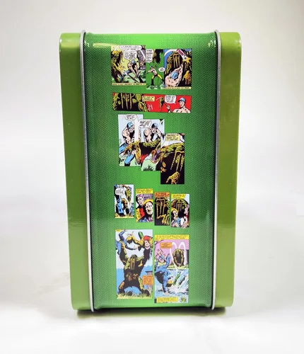 Vista 2 de San Diego presenta la exclusiva lonchera y contenedor de bebidas Marvel Man-Thing 2023