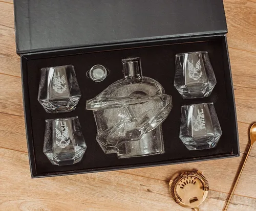 Vista 3 de Halo Infinite Master Chief - Juego de decantador de whisky con vasos (6 piezas)