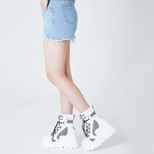 Vista 7 de Tscoyuki Botines de plataforma para mujer, botines de tacón alto gruesos, botas de combate góticas, botas de combate para mujer, con cordones, cuñas