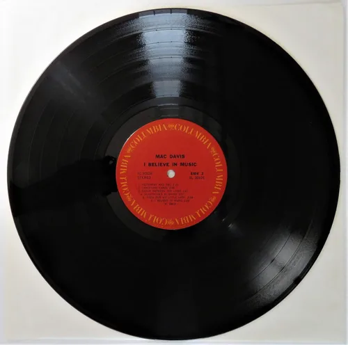 Vista 3 de Mac Davis I Believe In Music (Includes Lyrics Sheet) VINYL LP STEREO