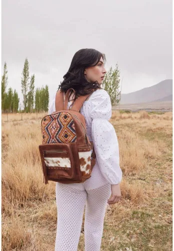 Vista 5 de Myra Bag Mochila de cuero occidental para mujer - One Size Pecan, Nuez pacana, Classic