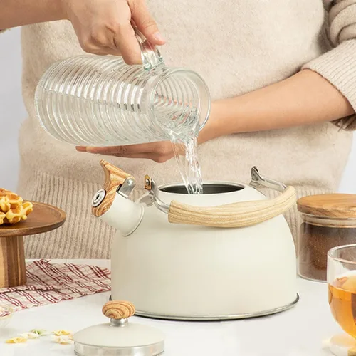 Vista 9 de Tetera de 2.6 cuartos de galón, tetera silbante de acero inoxidable de grado alimenticio con mango de madera, funciona para todas las estufas
