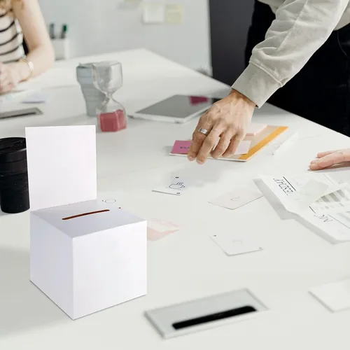 Vista 6 de Juego de 12 cajas para rifas, urnas y buzones de sugerencias con ranura, cajas de cartón para rifas de 15 x 15 x 15 cm con ranura para boletos
