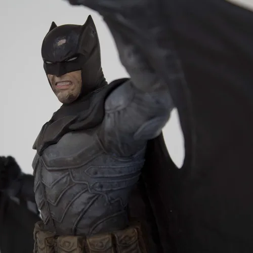 Vista 4 de San Diego Comic-Con 2019 DC Heroes Batman Damned: Batman Statue