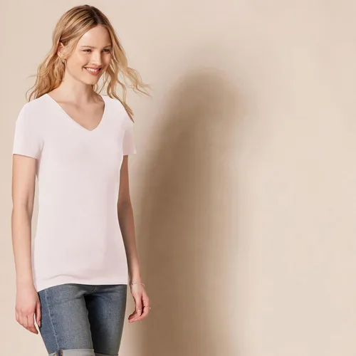 Vista 401 de Amazon Essentials Women's Regular-Fit Short-Sleeve Crewneck T-Shirt