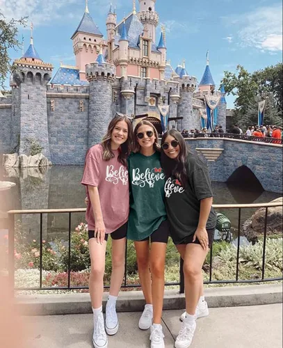 Vista 3 de KIDDAD Magical Shirt for Women Castle Graphic Magic Kingdom Tshirt Family Vacation Tee Short Sleeve Tops