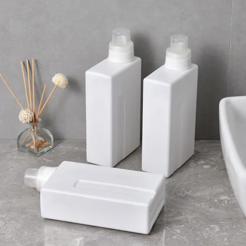 Vista 2 de Zerodeko Paquete de 2 botellas de lavandería recargables de 33 onzas a prueba de fugas, recipientes de detergente vacíos con tapas para el hogar
