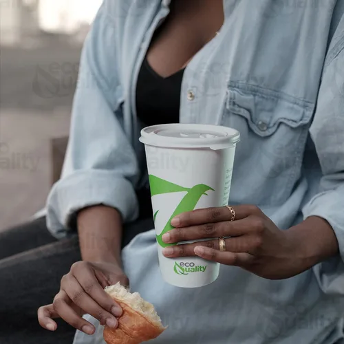 Vista 8 de Vasos de papel compostables de 16 onzas con tapas planas blancas, mangas y agitadores de madera, tazas de café de papel blanco biodegradables