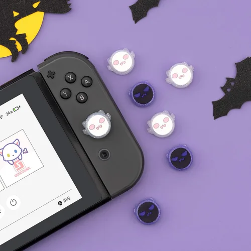 Vista 7 de GeekShare 4 tapas de agarre para el pulgar de Halloween de fantasma funda de silicona suave compatible con Nintendo Switch OLED y Switch Lite