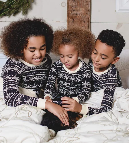 Vista 4 de Burts Bees Baby Baby Girls Sleeper Family Jammies Matching Holiday Pajamas Organic Cotton Pjs