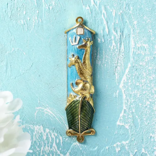 Vista 9 de Matashi Mezuzah para puerta con pergamino, pintado a mano esmalte azul Arca de Noé Mezuzah caso con jirafas, elefante y espinilla hebrea, decoración
