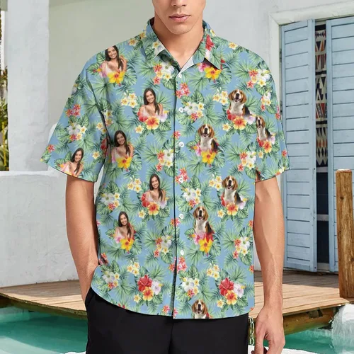 Vista 2 de Camisa hawaiana personalizada con caras, camisa hawaiana de manga corta para hombre, diseño floral tropical para novio, marido, hijo