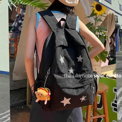 Vista 3 de Mochila Kawaii con bonitos accesorios, nailon impermeable, múltiples capas intermedias y bolsillos externos, Negro -, Lindos accesorios