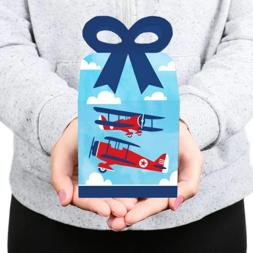 Vista 7 de Big Dot of Happiness Taking Flight - Avión - Cajas de regalo cuadradas - Cajas de lazo vintage para baby shower o fiesta de cumpleaños - Juego de 12