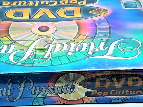 Vista 7 de Trivial Pursuit Pop Culture DVD Trivia Game