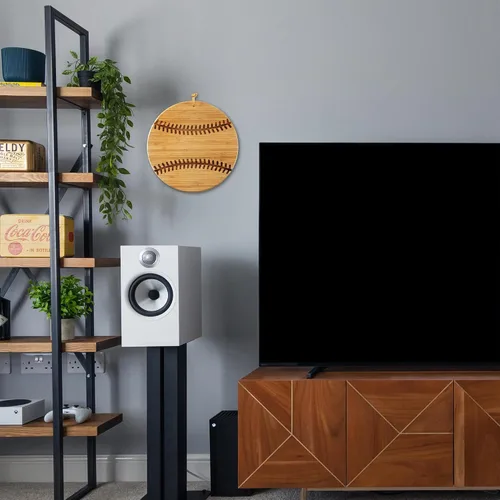 Vista 3 de Totally Bamboo Tabla de cortar de madera de bambú con forma de béisbol y tabla de charcutería, gran regalo para los fanáticos del béisbol