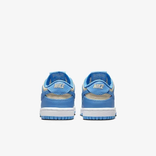 Vista 643 de Nike Kid's Dunk Low Sneaker