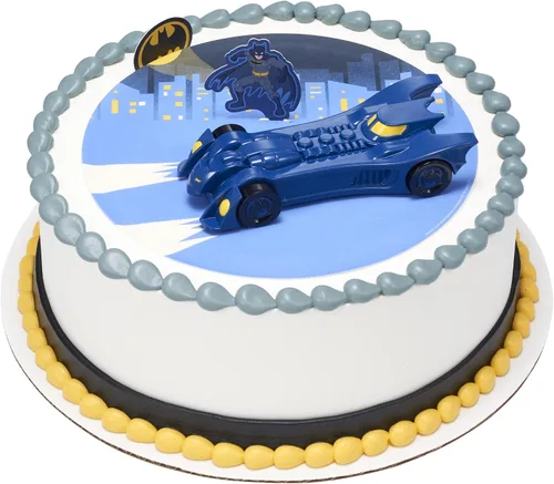 Vista 5 de DecoPac Batman Into Action DecoSet, Batman Cake Topper, Batmobile y Batman Pics Set de 3 piezas