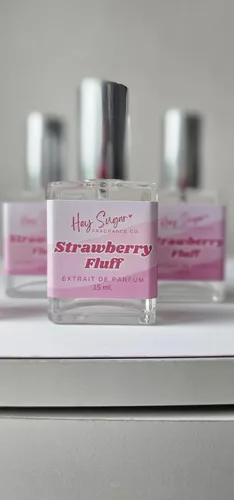 Vista 5 de Hey Sugar - Perfume de pelusa de fresa, inspirado en Kayal Yum Bougie Marshmallow, perfume gourmand, perfume afrutado, regalo para ella, pelusa