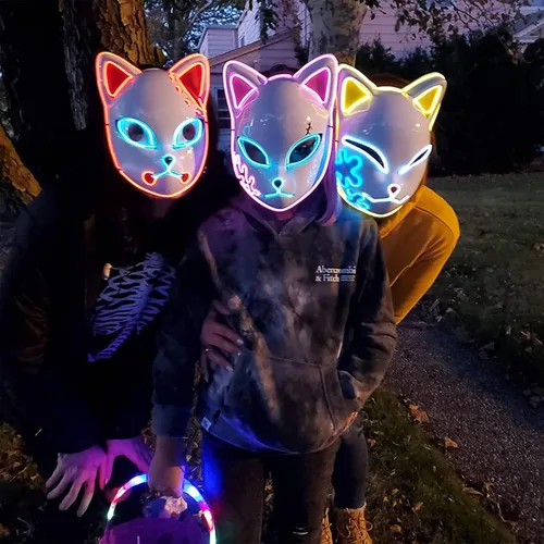 Vista 3 de CAFELE 3 máscaras de zorro de Demon Led Slayer, máscara de Halloween, anime japonés, cosplay, máscaras brillantes para fiesta de fiesta de disfraces
