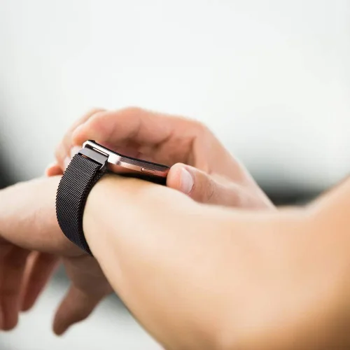 Vista 4 de Amzpas - Bandas compatibles con Fitbit Versa 2 / Fitbit Versa SE/Fitbit Versa Lite/Fitbit Versa, correas de malla de acero inoxidable transpirable